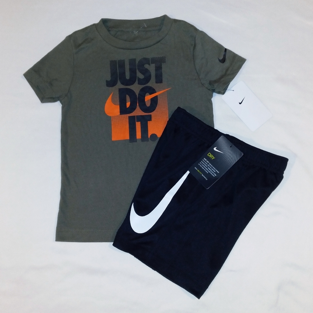 Nike Boys Toddler 2pc Short & Tee Set - 4T